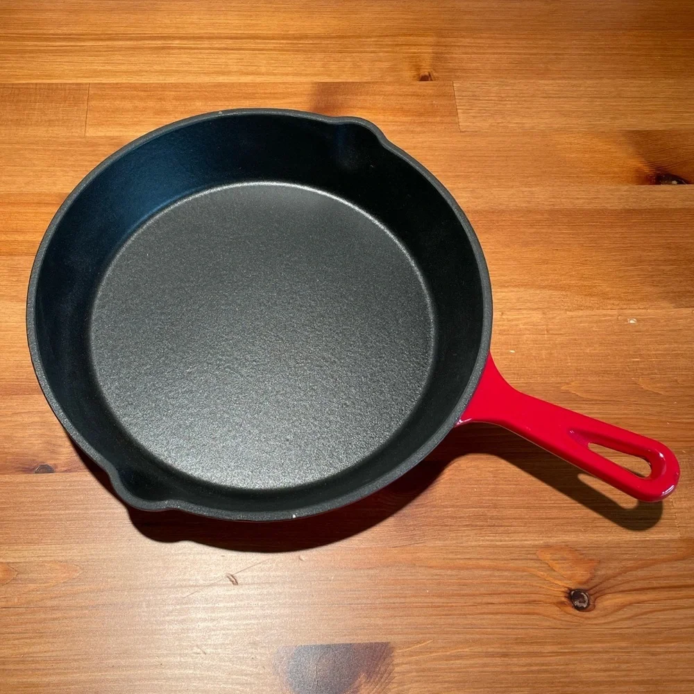 NWOT Sur La Table Enameled Cast Iron Skillet 10